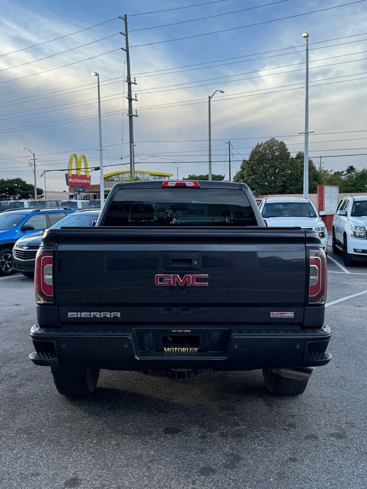 2016 GMC Sierra 1500 4WD Double Cab 143.5 SLE 6'6 Box Photo
