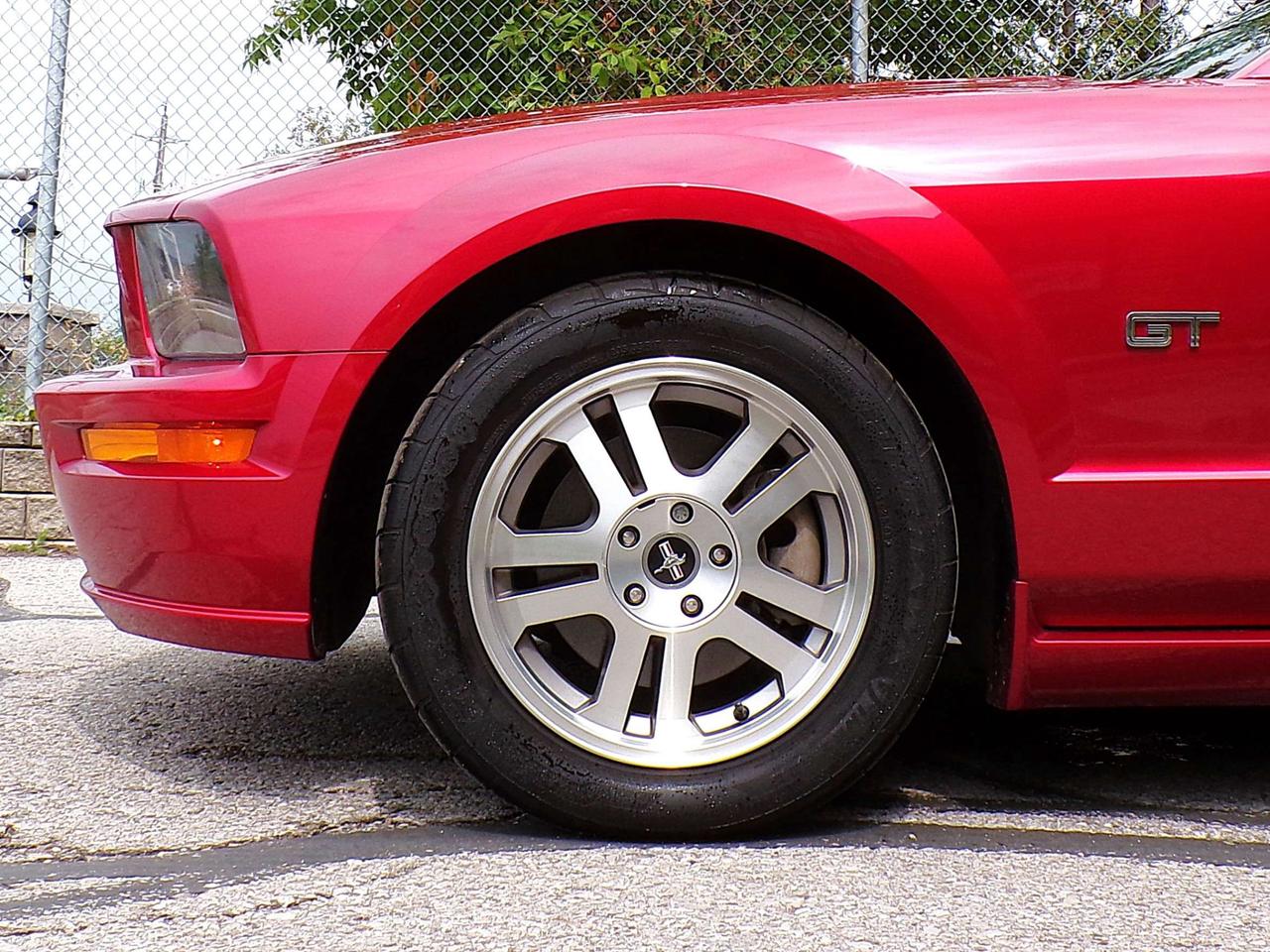 2006 Ford Mustang GT CONVERTIBLE ONLY 105K ONE OWNER EXCELLENT CONDITION Photo