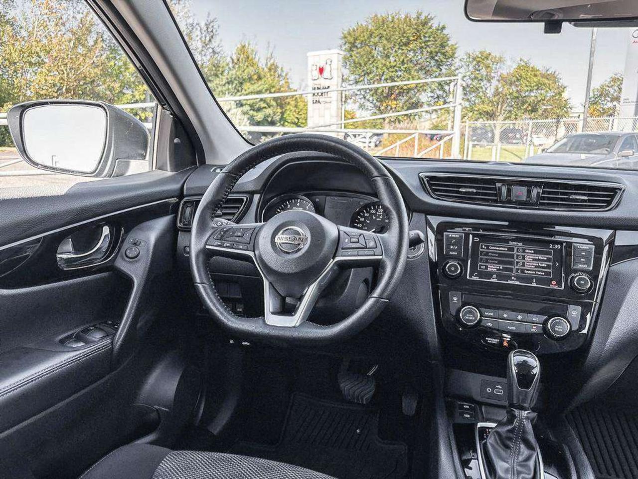2023 Nissan Qashqai SV AWD   Moonroof   Apple Car Play   Android Auto Photo