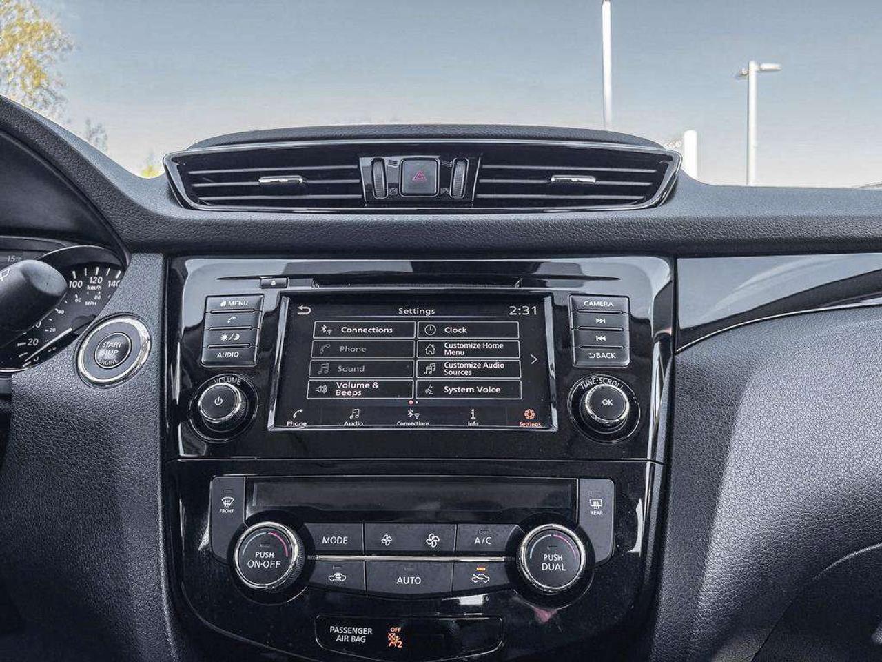 2023 Nissan Qashqai SV AWD   Moonroof   Apple Car Play   Android Auto Photo