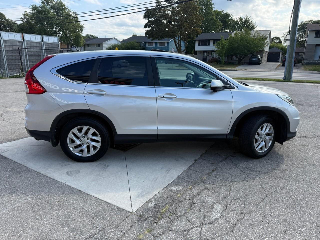 2015 Honda CR-V 4WD EX Photo