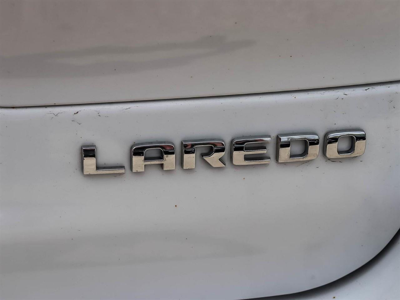 2023 Jeep Grand Cherokee L Laredo 4x4 Photo
