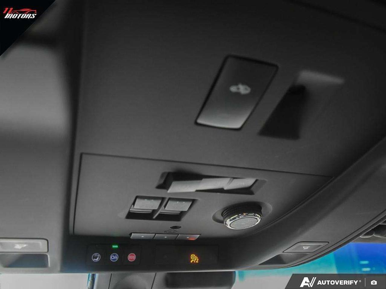 2018 Cadillac Escalade 4WD 4dr Platinum Photo