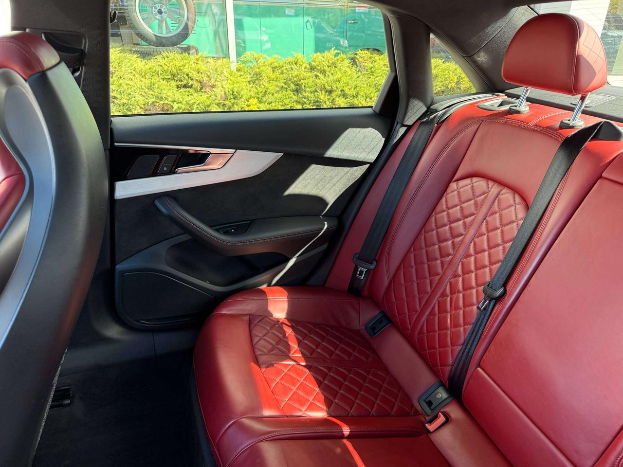 2020 Audi S4 Progressiv Photo