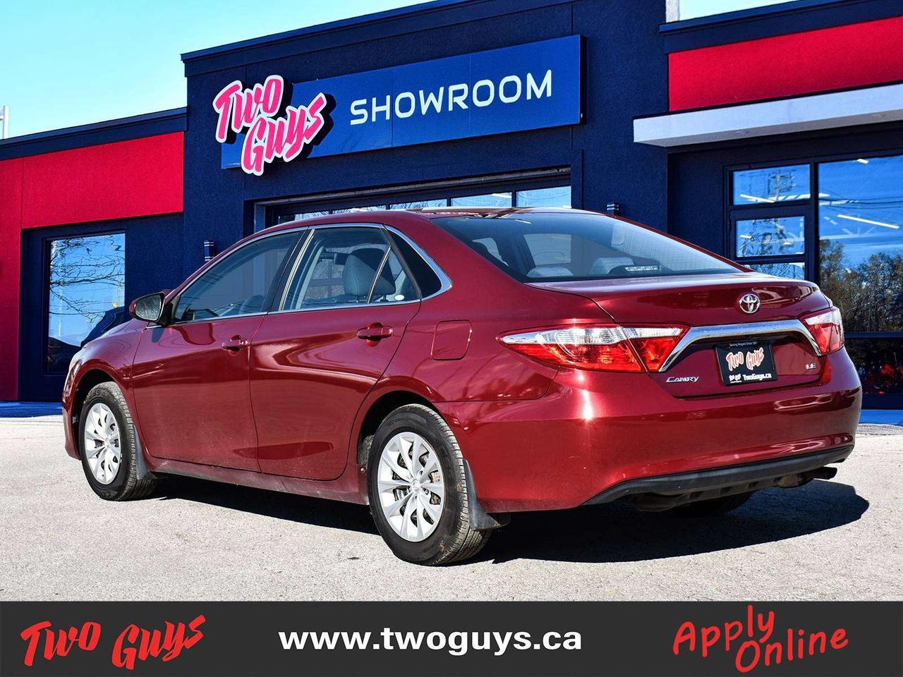 2017 Toyota Camry LE BACK UP CAMERA Photo