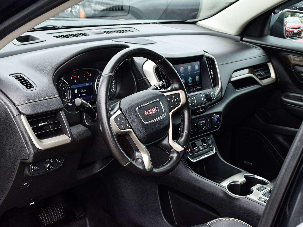 2020 GMC Terrain Denali AWD ~Nav ~Leather ~Roof ~Blind spot ~BOSE Photo