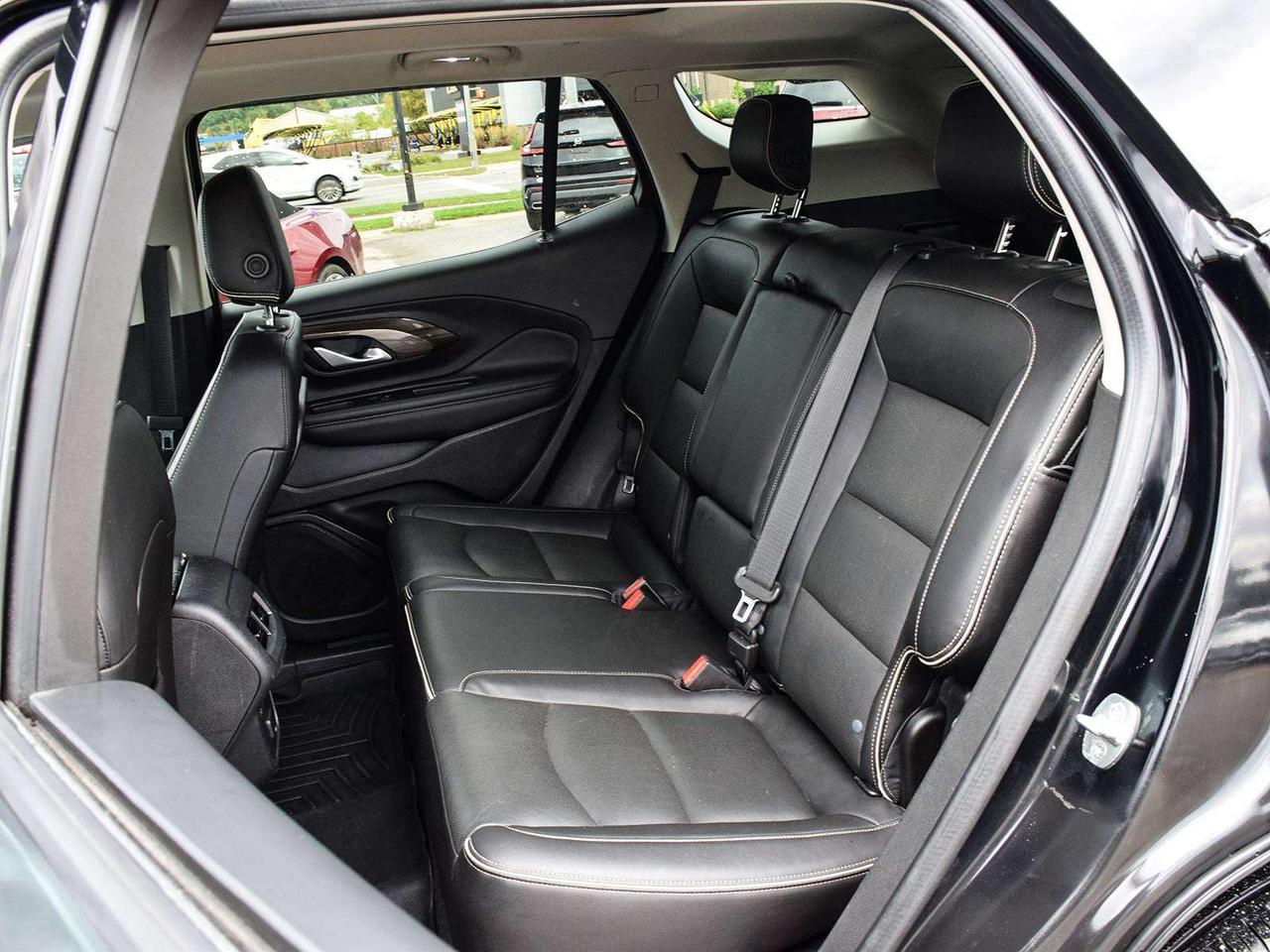 2020 GMC Terrain Denali AWD ~Nav ~Leather ~Roof ~Blind spot ~BOSE Photo