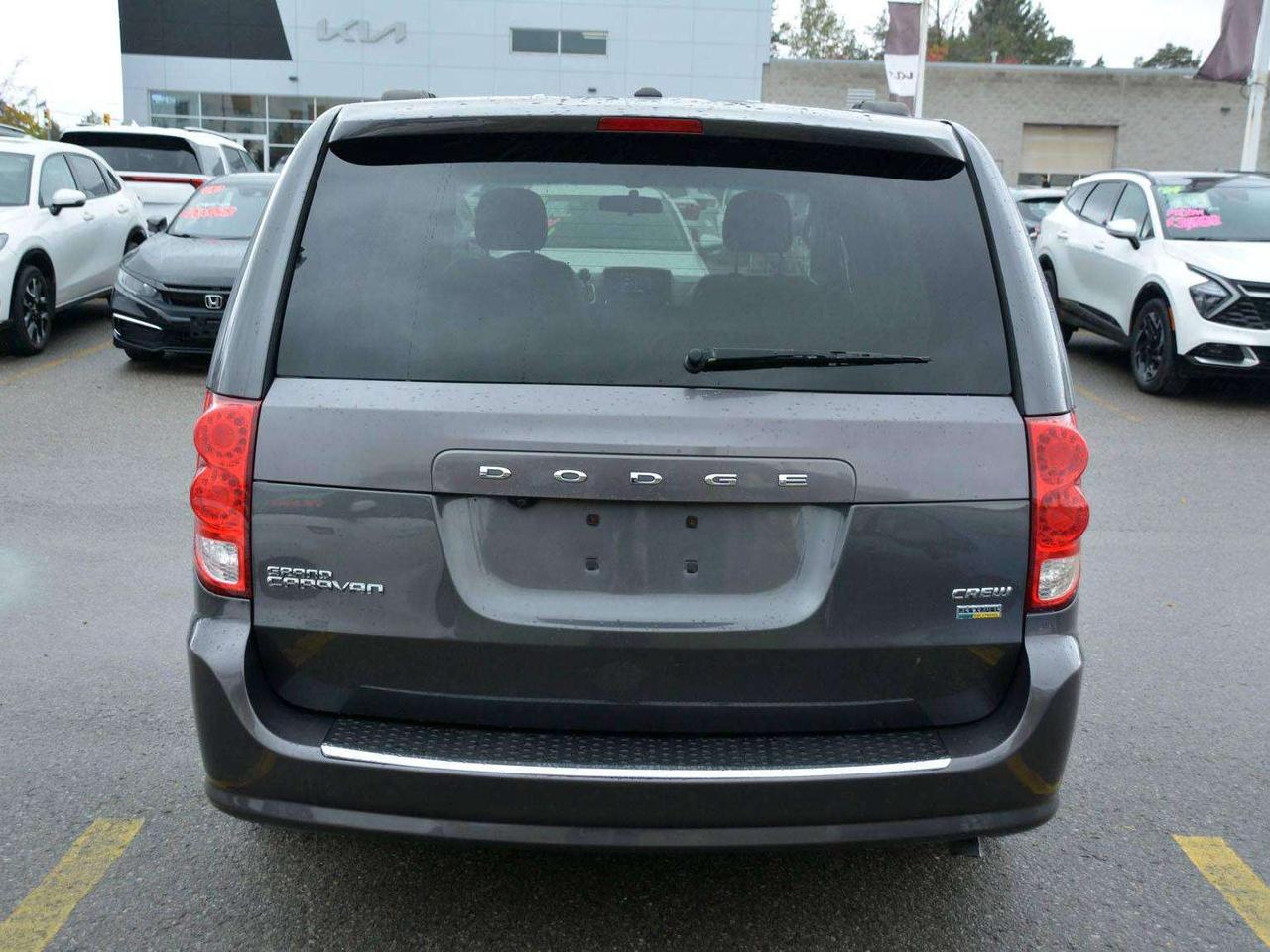 2017 Dodge Grand Caravan Crew Photo