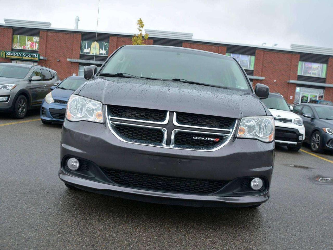 2017 Dodge Grand Caravan Crew Photo