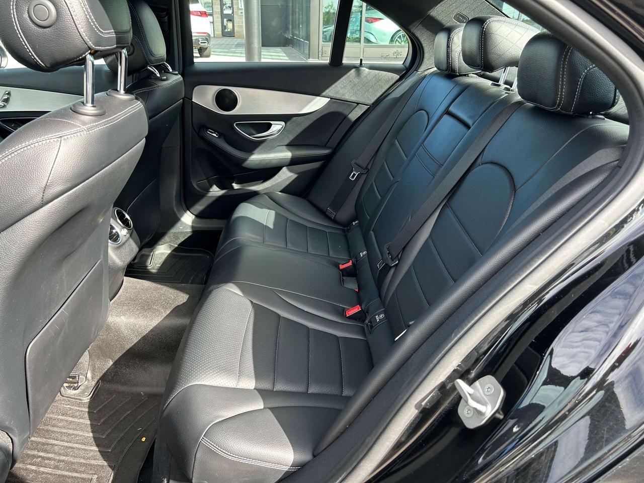 2017 Mercedes-Benz C-Class 4MATIC® Photo