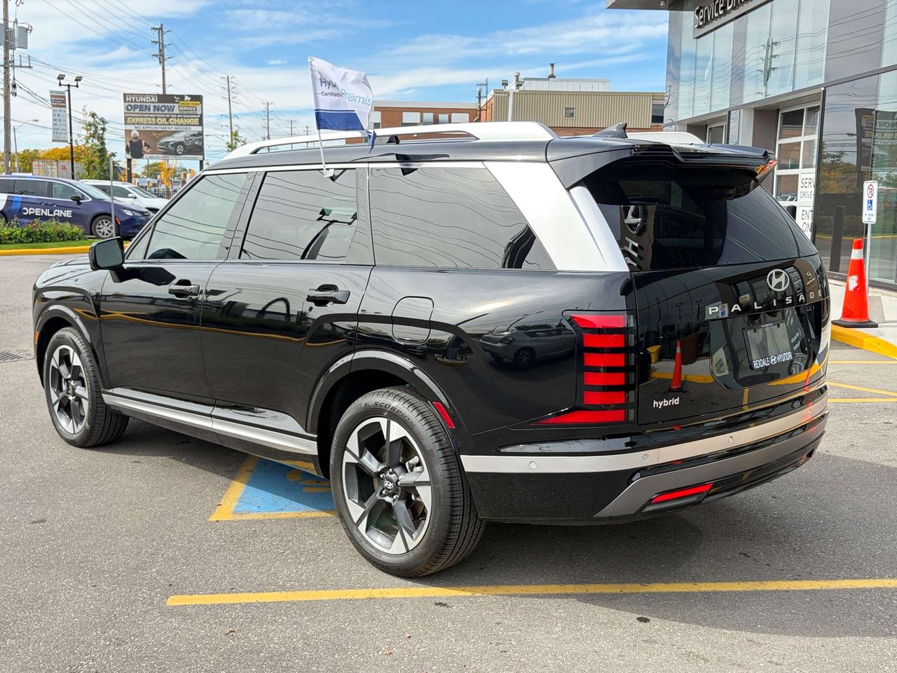 2026 Hyundai Palisade Hybrid CERTIFIED PRE-OWNED   Luxury Hybrid AWD Photo