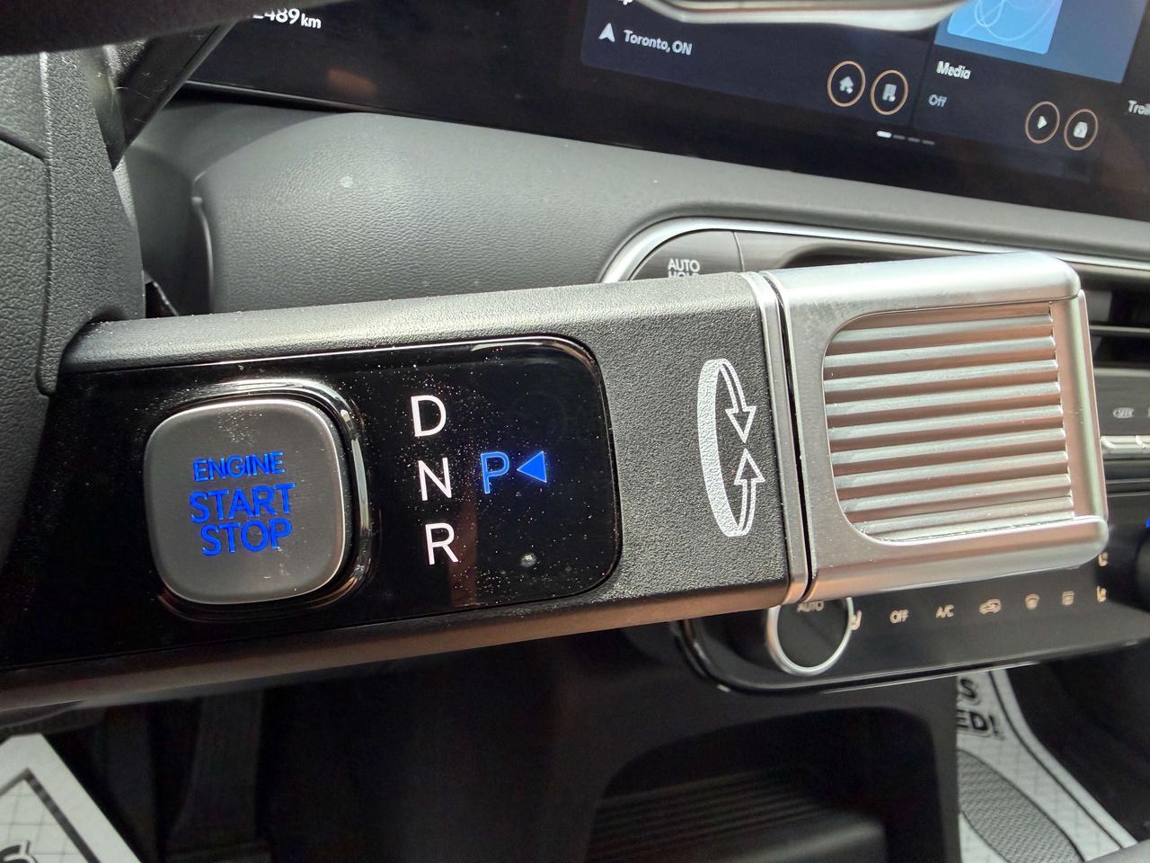 2026 Hyundai Palisade Hybrid CERTIFIED PRE-OWNED   Luxury Hybrid AWD Photo