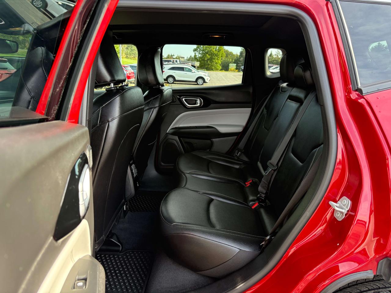 2025 Jeep Compass Limited - Htd seat Photo