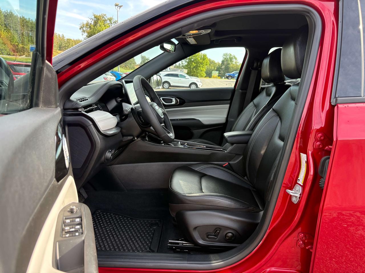 2025 Jeep Compass Limited - Htd seat Photo
