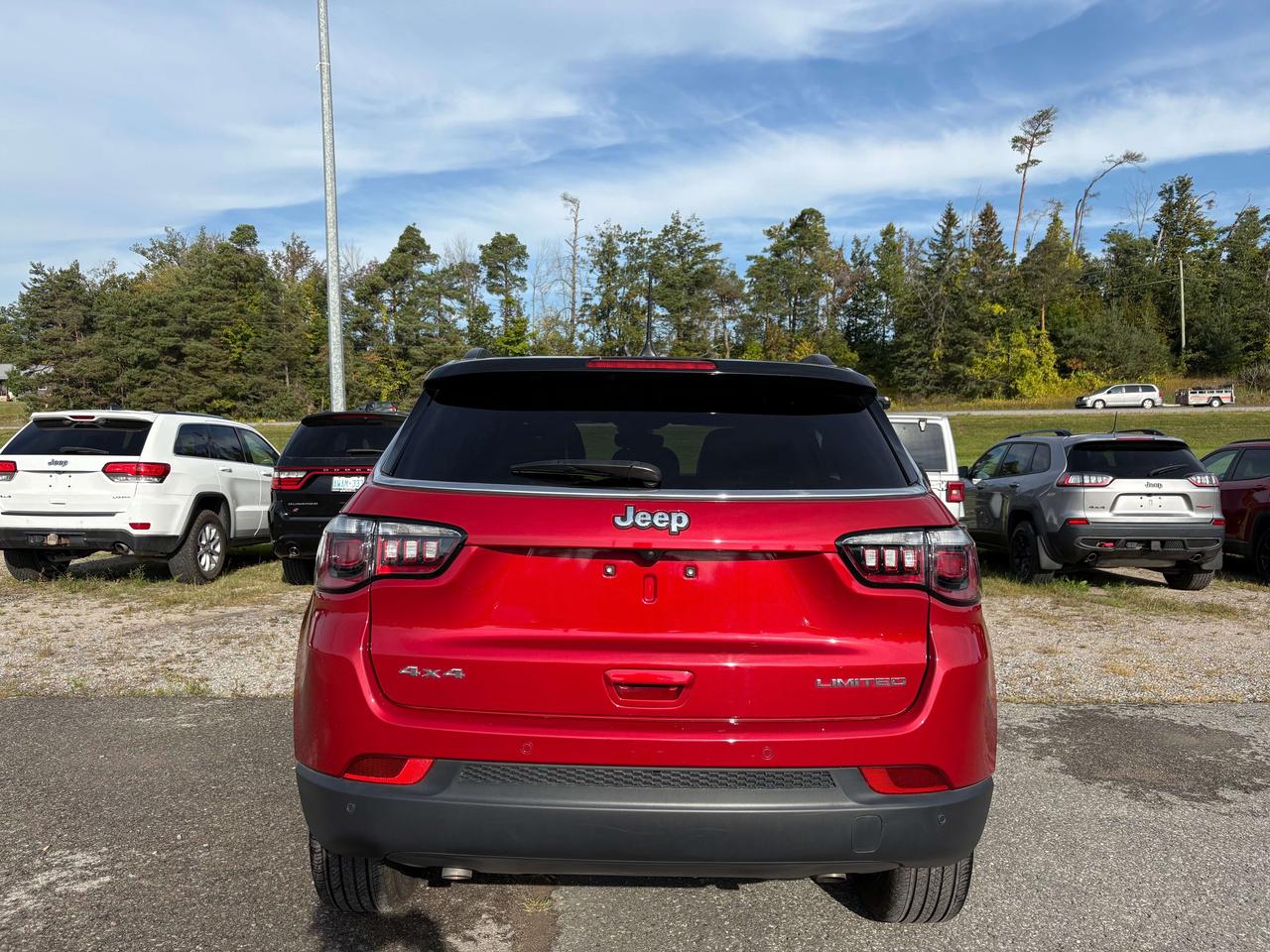 2025 Jeep Compass Limited - Htd seat Photo