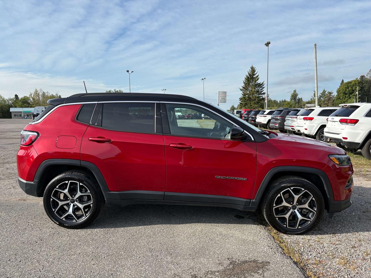 2025 Jeep Compass Limited - Htd seat Photo