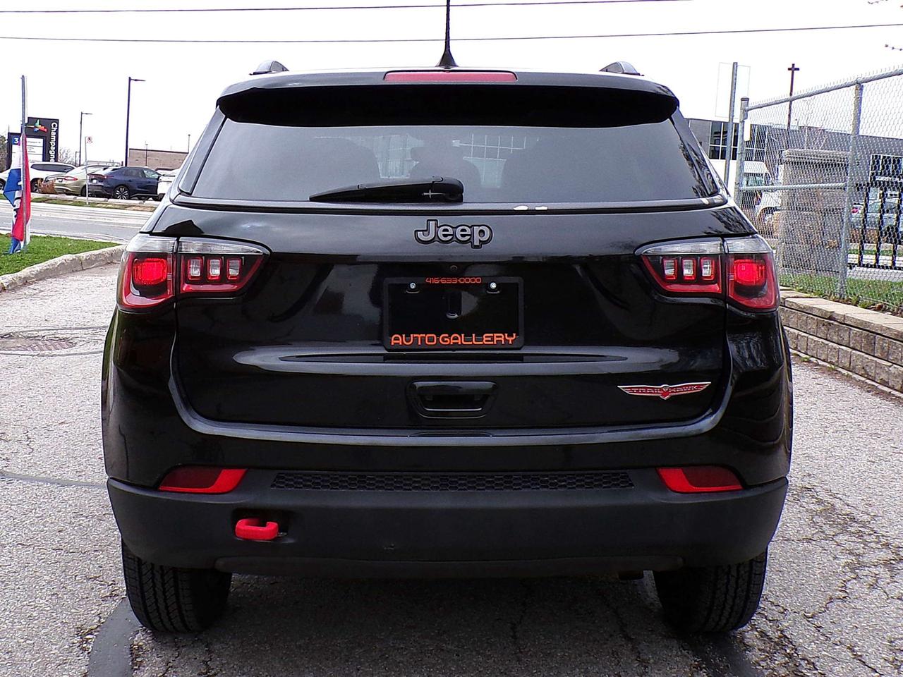 2017 Jeep Compass TRAILHAWK 4x4 NAVI CAMERA PANO ROOF H. SEATS H. STEERING Photo