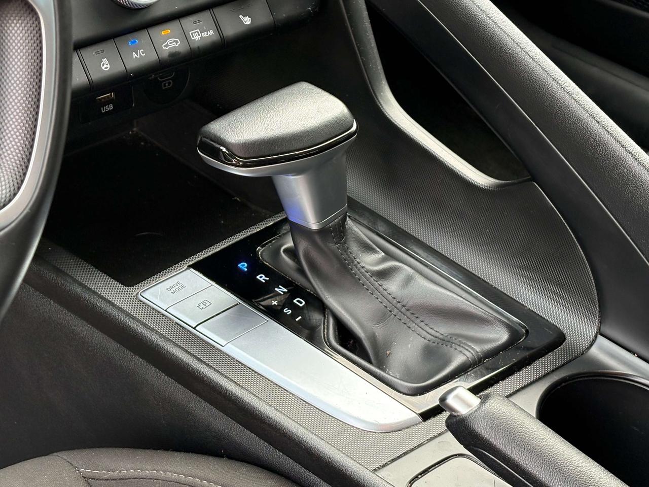 2025 Hyundai Elantra Preferred   Factory Warranty   Clean Carfax Photo