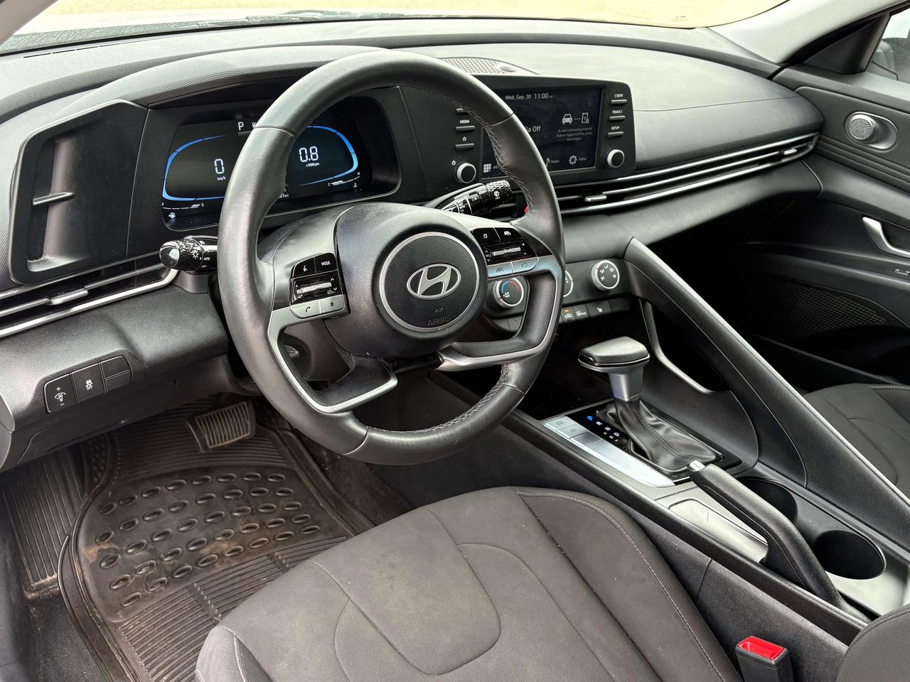 2025 Hyundai Elantra Preferred   Factory Warranty   Clean Carfax Photo