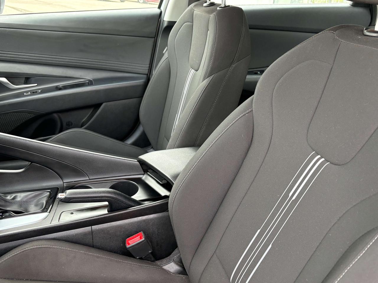 2025 Hyundai Elantra Preferred   Factory Warranty   Clean Carfax Photo