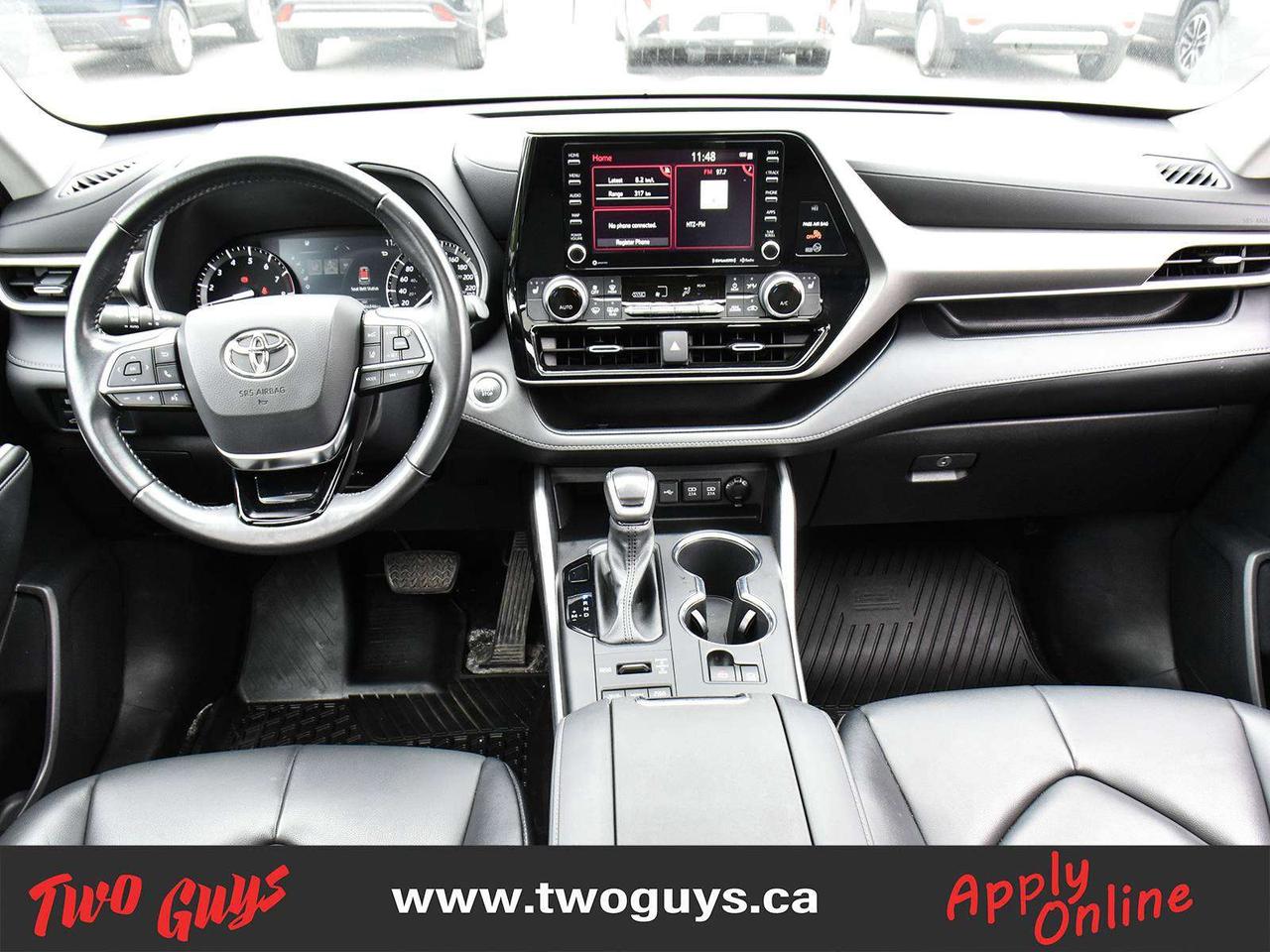 2021 Toyota Highlander XLE AWD 8 Passenger Sunroof Leather Back Up Camera Photo