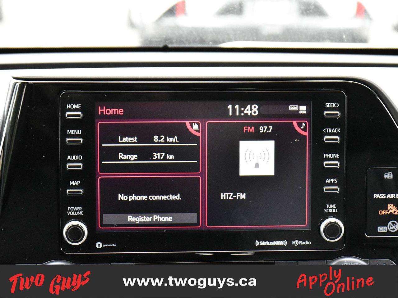 2021 Toyota Highlander XLE AWD 8 Passenger Sunroof Leather Back Up Camera Photo