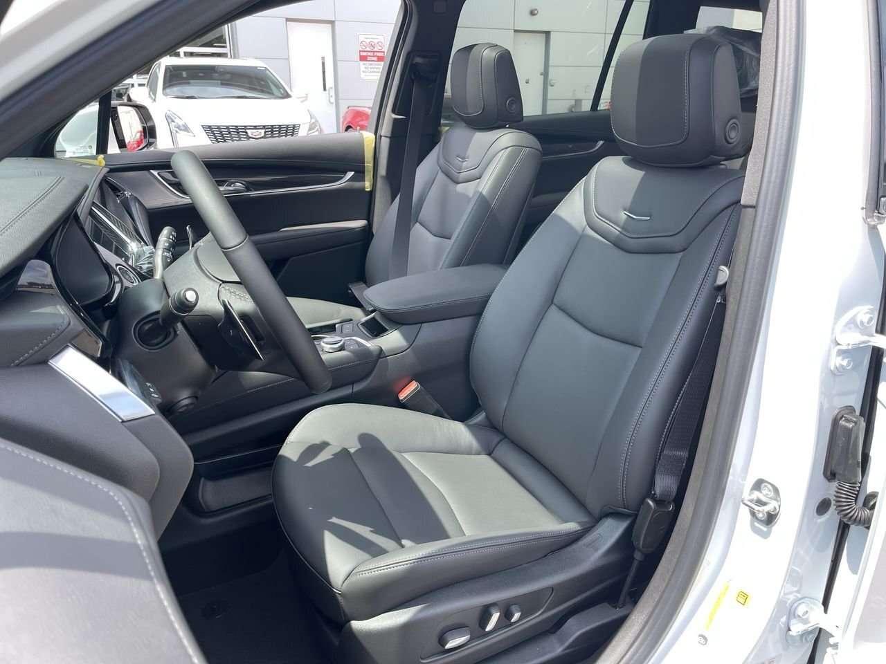 2024 Cadillac XT6 AWD 4dr Sport CERTIFIED PRE-OWNED   PANORAMIC SUNR Photo