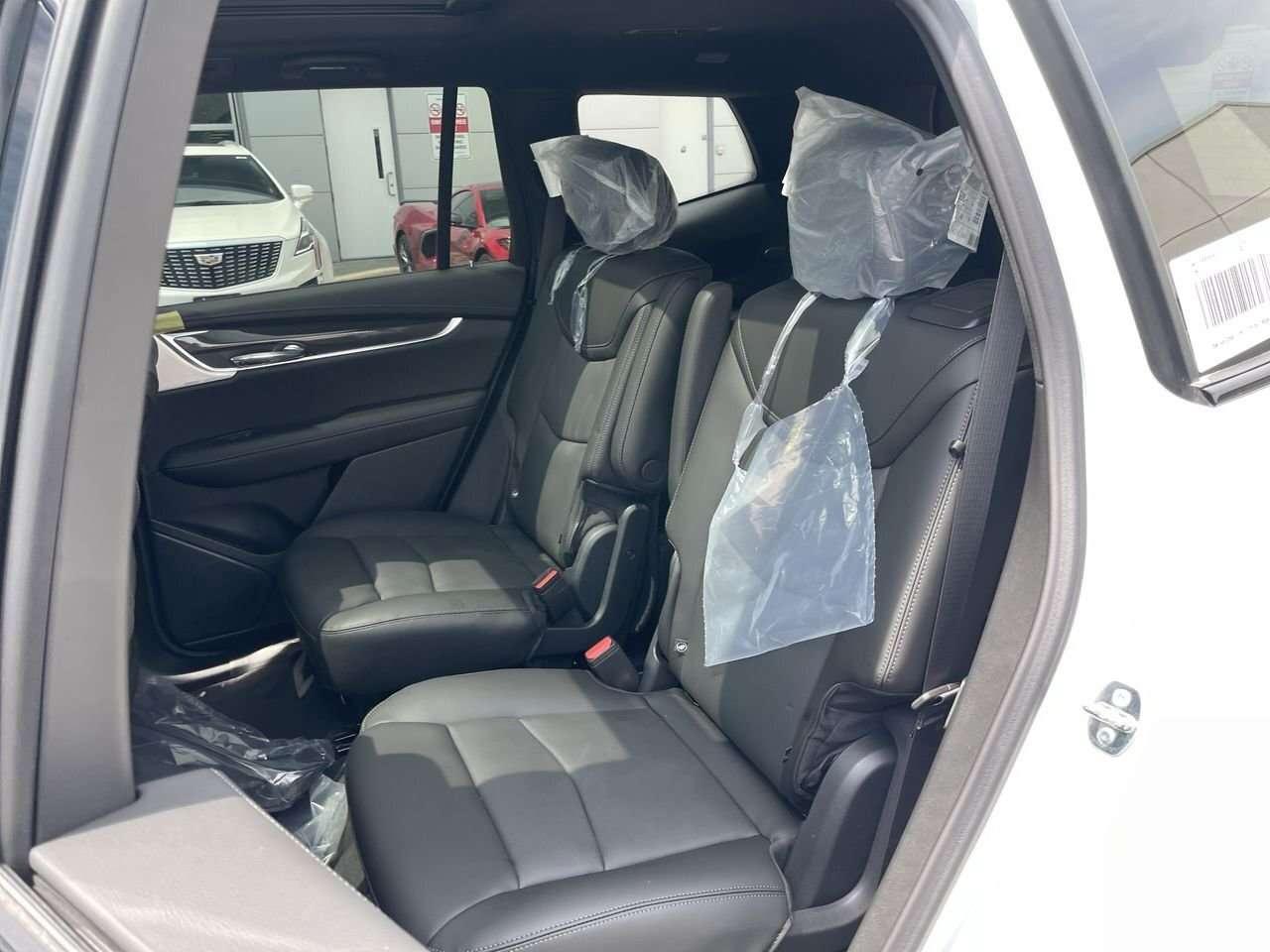 2024 Cadillac XT6 AWD 4dr Sport CERTIFIED PRE-OWNED   PANORAMIC SUNR Photo