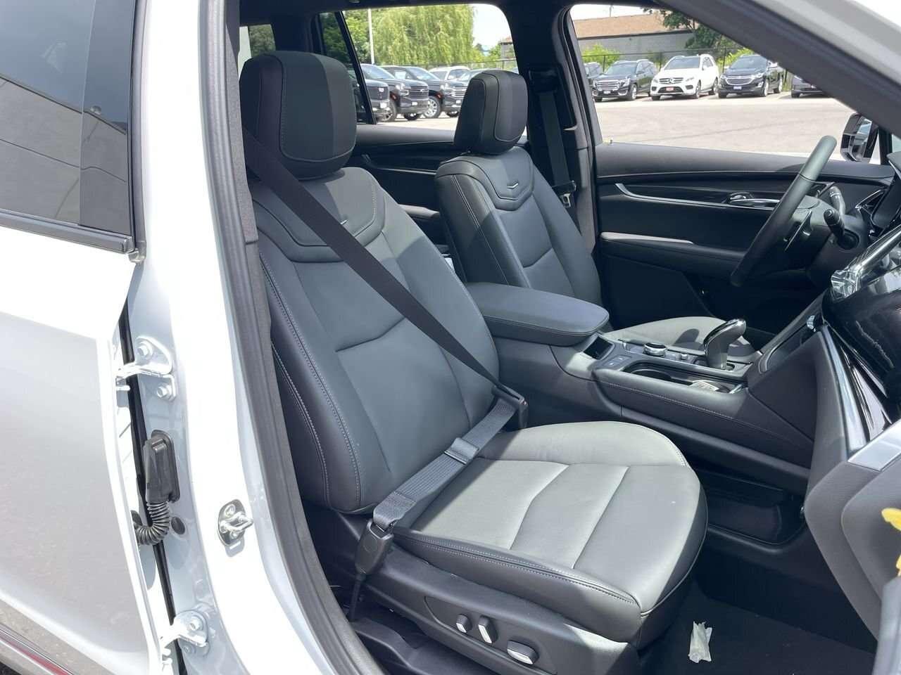 2024 Cadillac XT6 AWD 4dr Sport CERTIFIED PRE-OWNED   PANORAMIC SUNR Photo