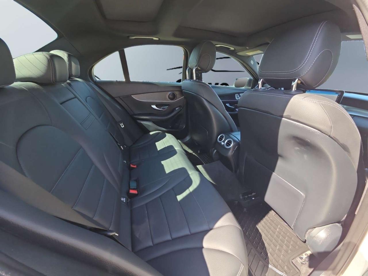 2021 Mercedes-Benz C-Class C300 4MATIC AMG NIGHT PKG * NO ACCIDENTS / 1 OWNER / WELL MAINTAINED Photo