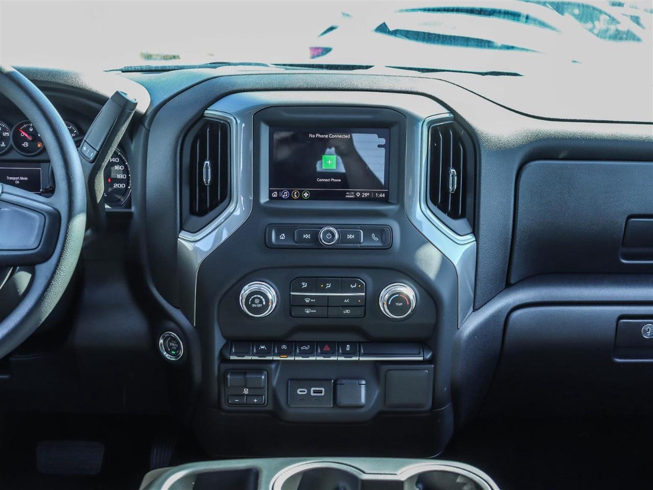 2026 GMC Sierra 1500 Crew Cab Short Box 4-Wheel Drive Pro Photo