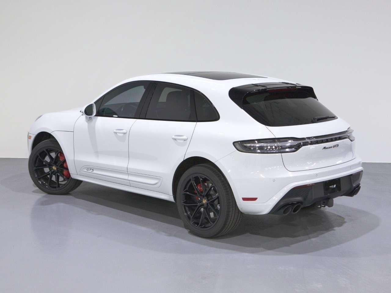 2023 Porsche Macan GTS AWD Photo