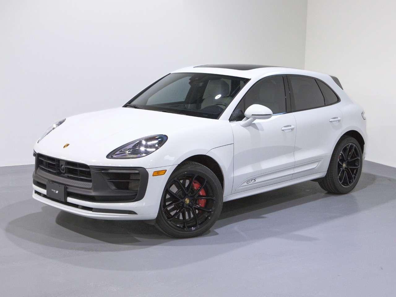 2023 Porsche Macan GTS AWD Photo1