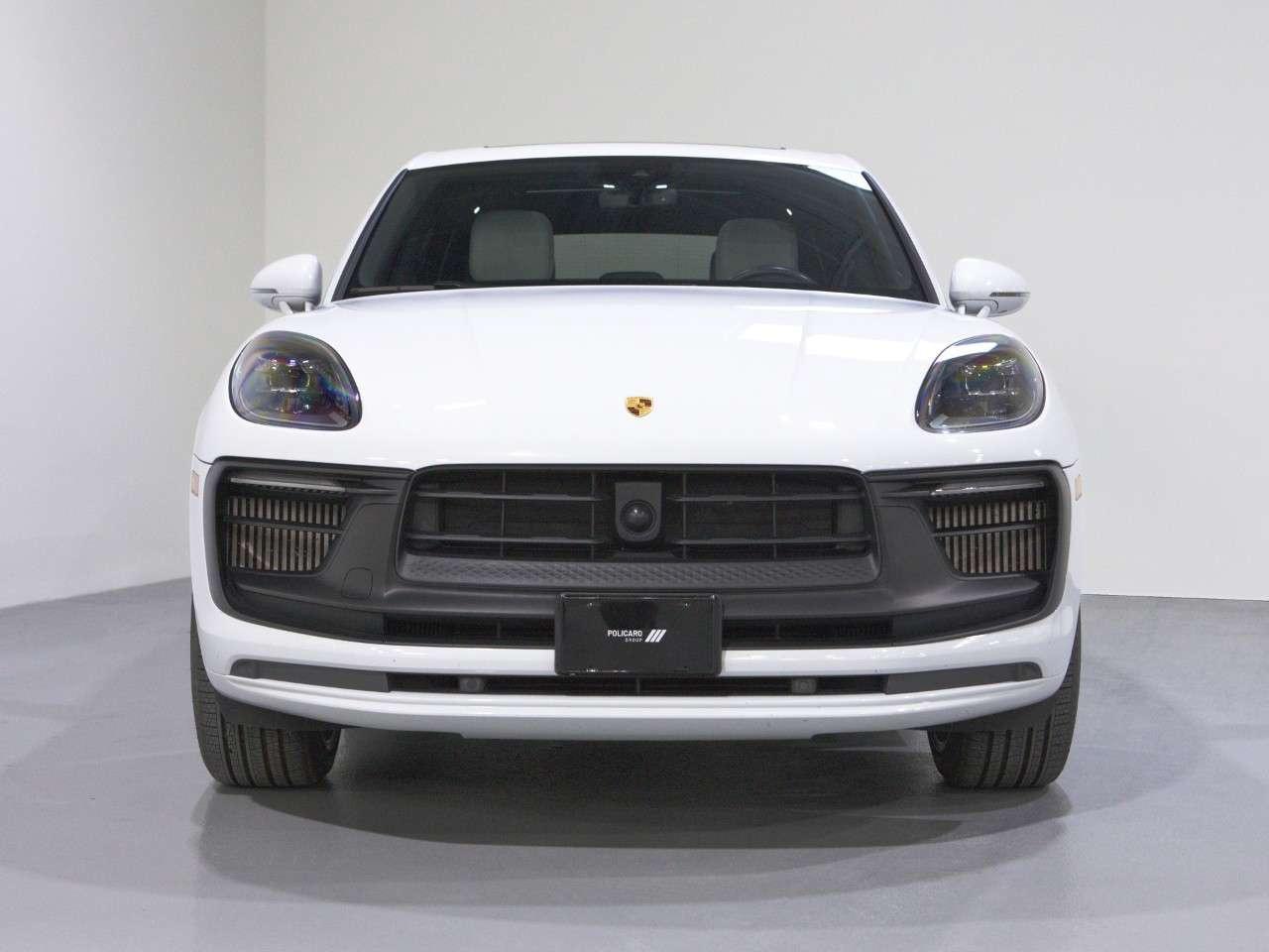 2023 Porsche Macan GTS AWD Photo