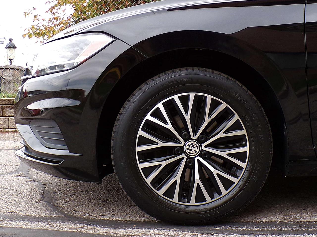 2019 Volkswagen Jetta 1.4L HIGHLINE BSM RTA CAMERA APPLE CARPLAY SUNROOF B.T. Photo