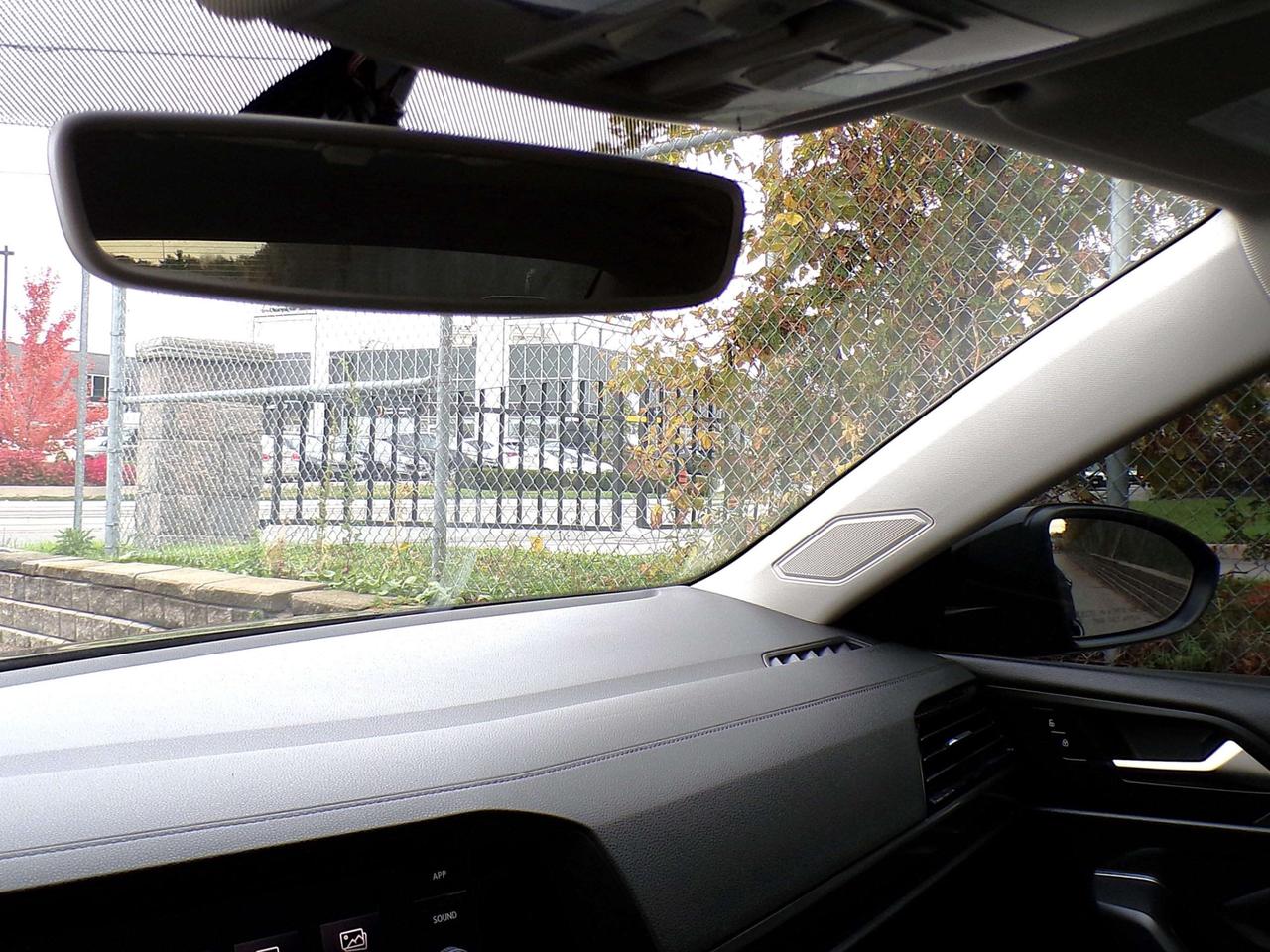 2019 Volkswagen Jetta 1.4L HIGHLINE BSM RTA CAMERA APPLE CARPLAY SUNROOF B.T. Photo