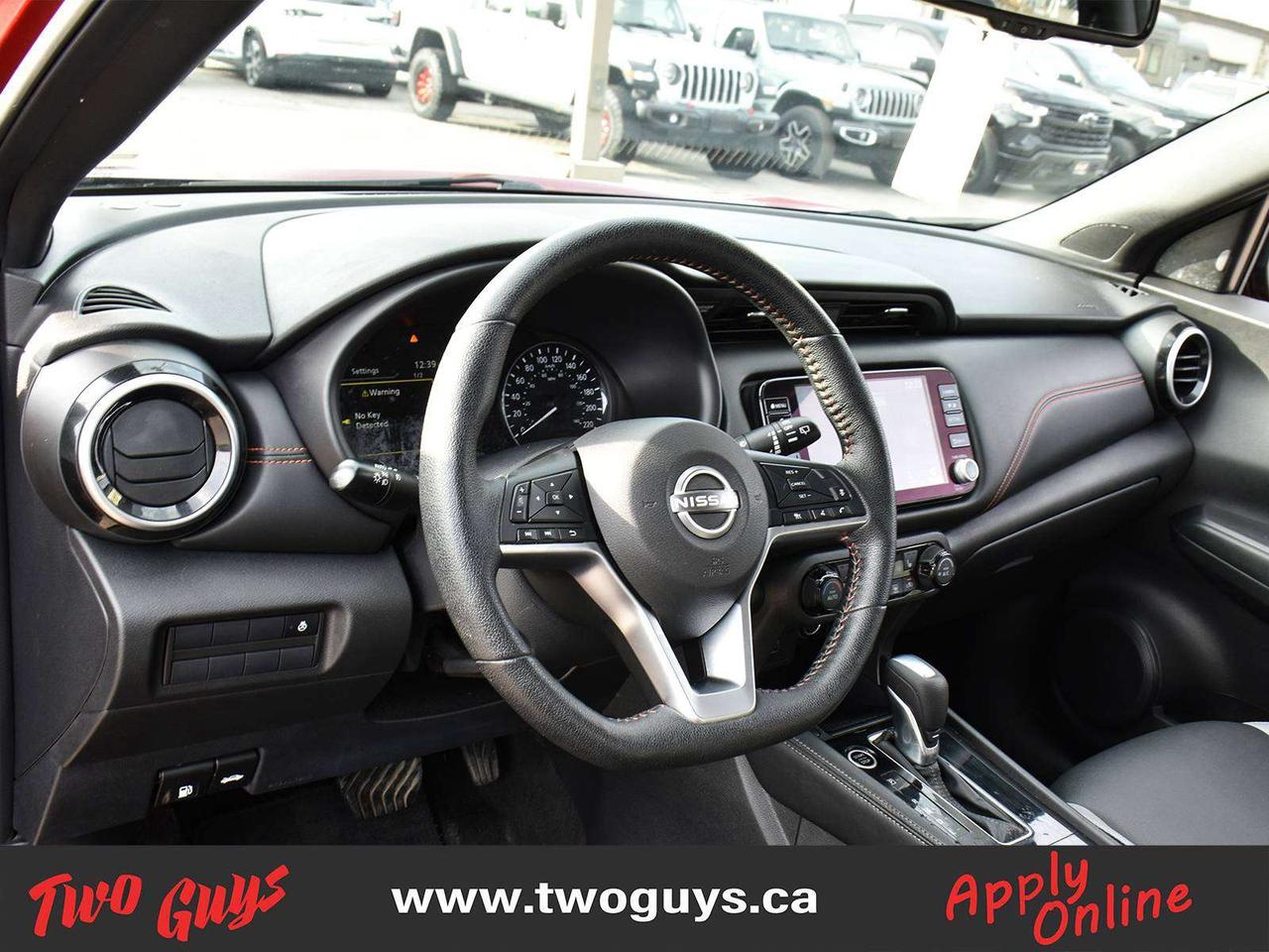 2022 Nissan Kicks SR   Premium Pkg   Htd Leather   New Tires Photo