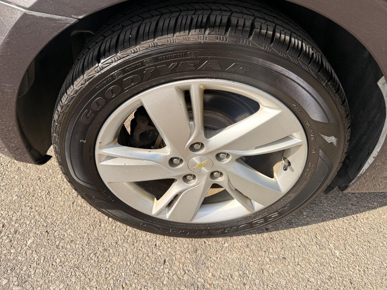 2015 Chevrolet Cruze 4DR SDN DIESEL Photo