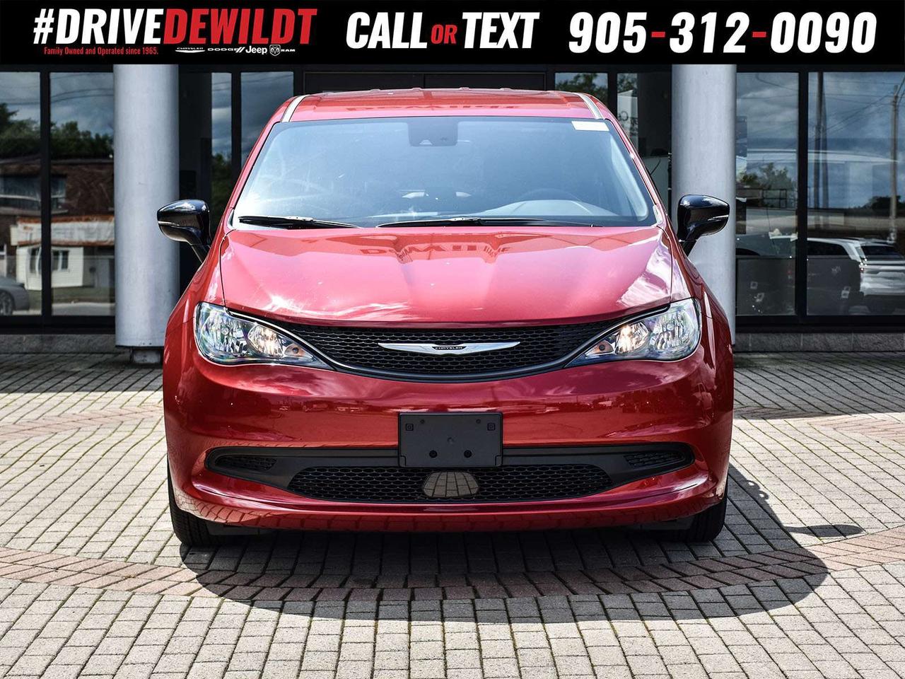 2024 Chrysler Grand Caravan SXT   BLIND SPOT DETECTION   HEATED SEATS Photo