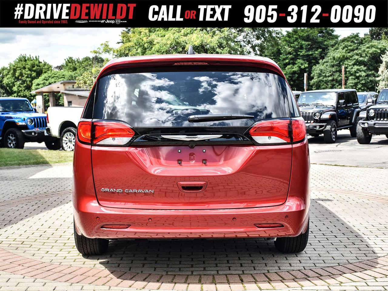 2024 Chrysler Grand Caravan SXT   BLIND SPOT DETECTION   HEATED SEATS Photo