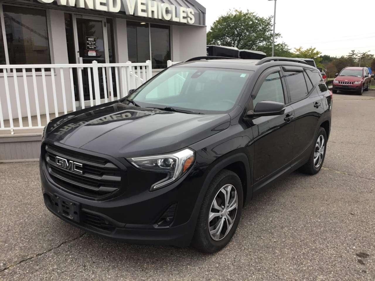 2020 GMC Terrain AWD SLT Photo0