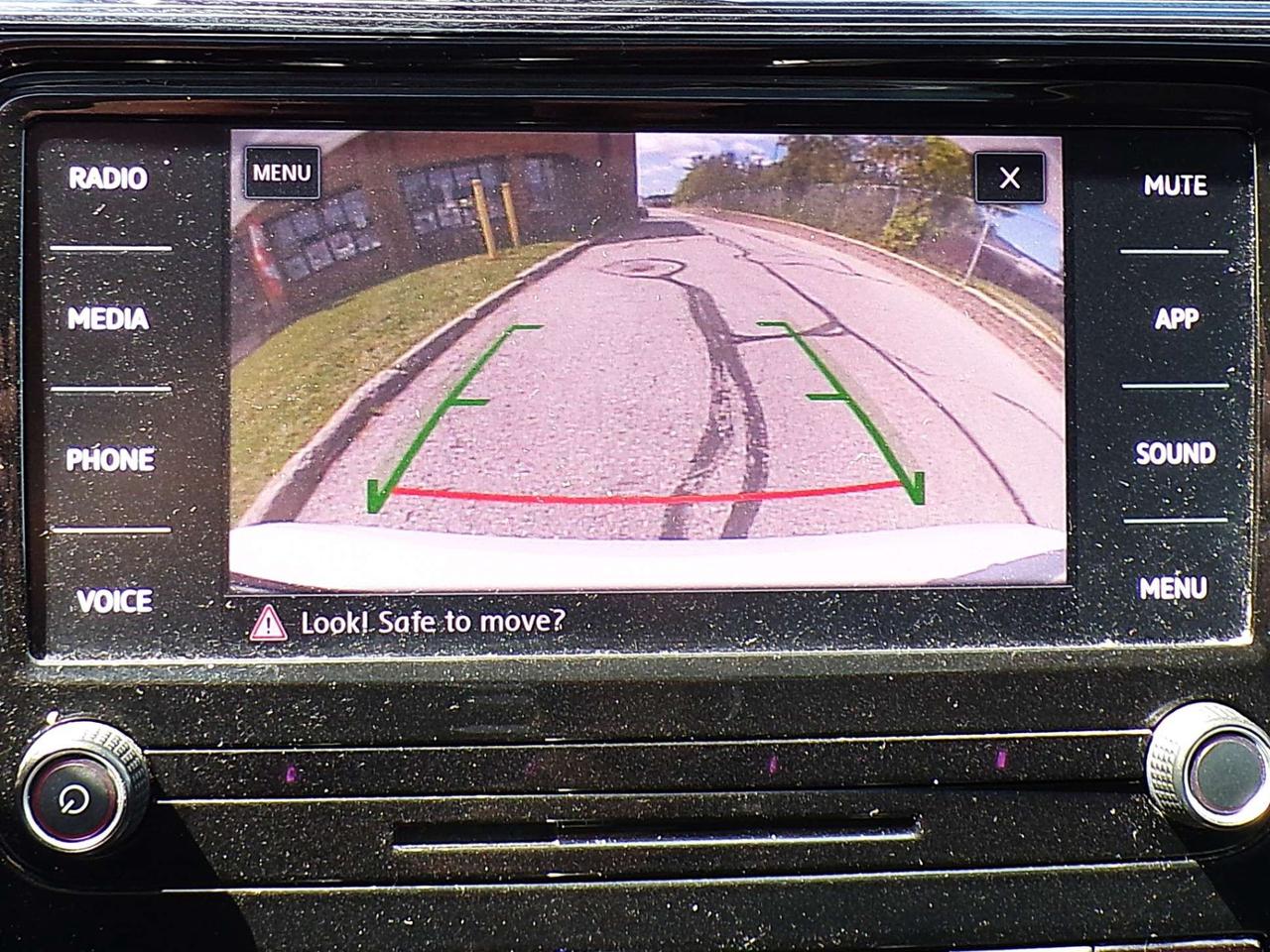 2020 Volkswagen Passat 2.0L HIGHLINE BSM RTA ACC CAMERA APPLE CARPLAY SUNROOF Photo