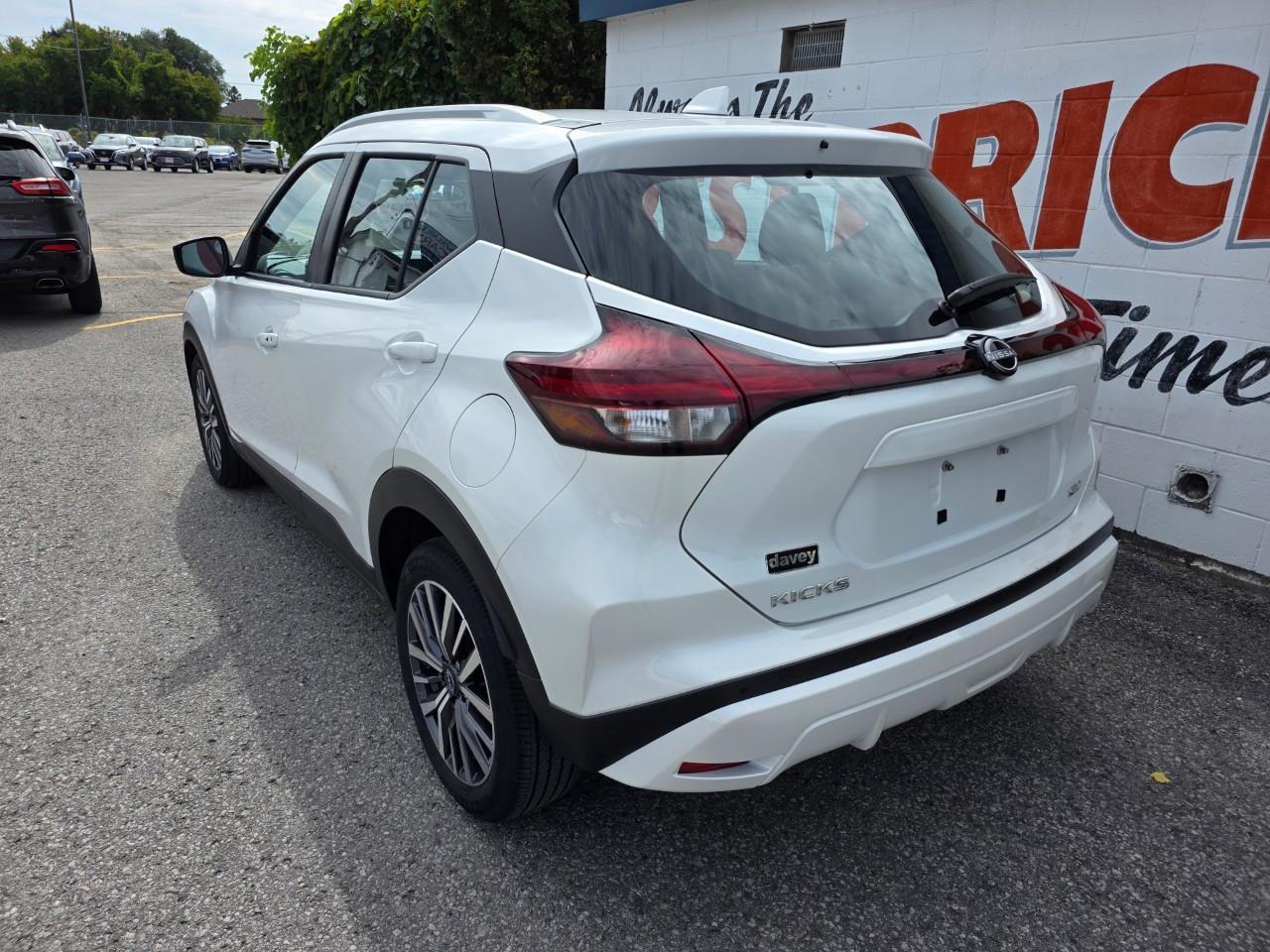 2024 Nissan Kicks SV 4dr Front-Wheel Drive Photo