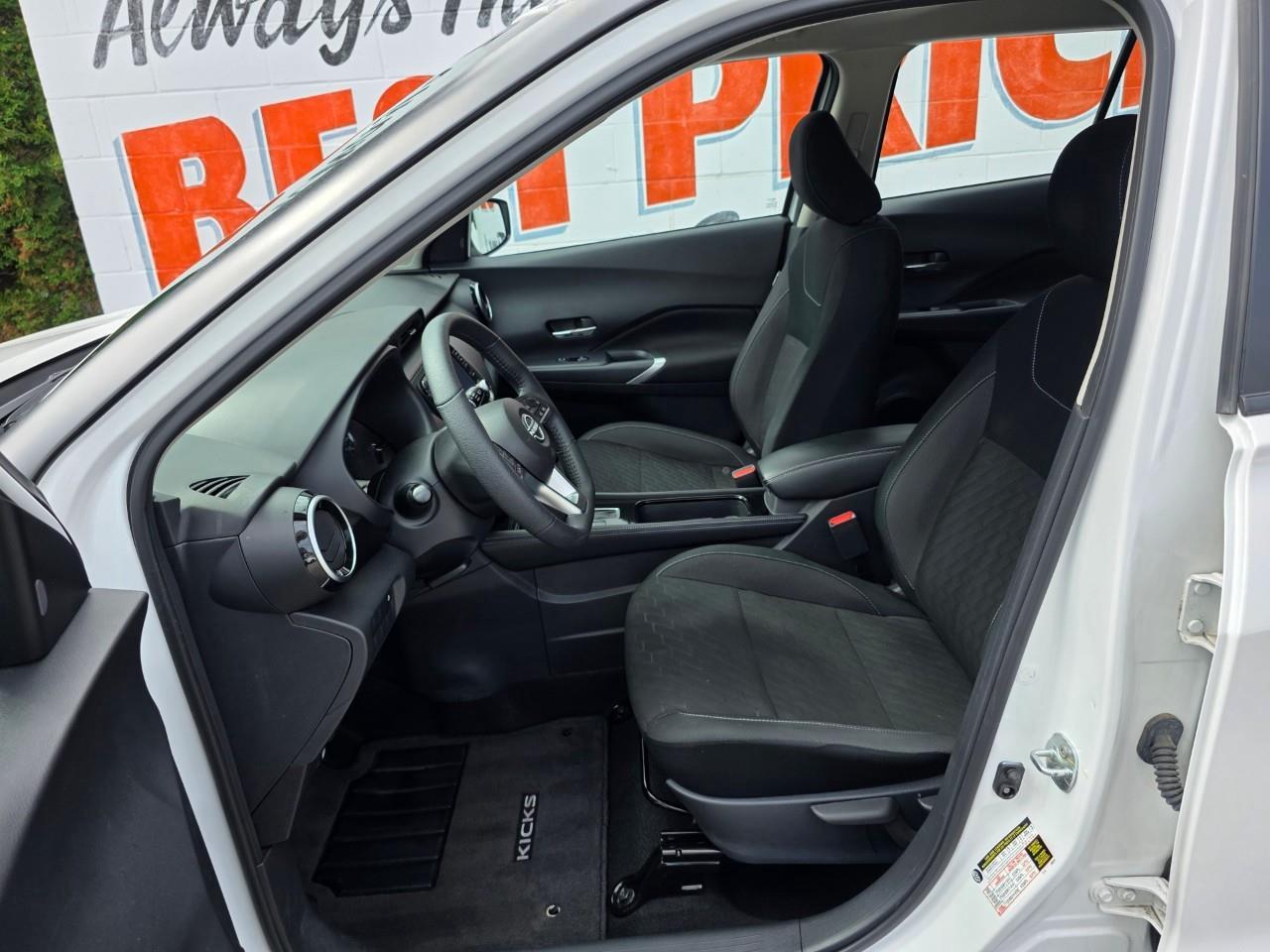 2024 Nissan Kicks SV 4dr Front-Wheel Drive Photo