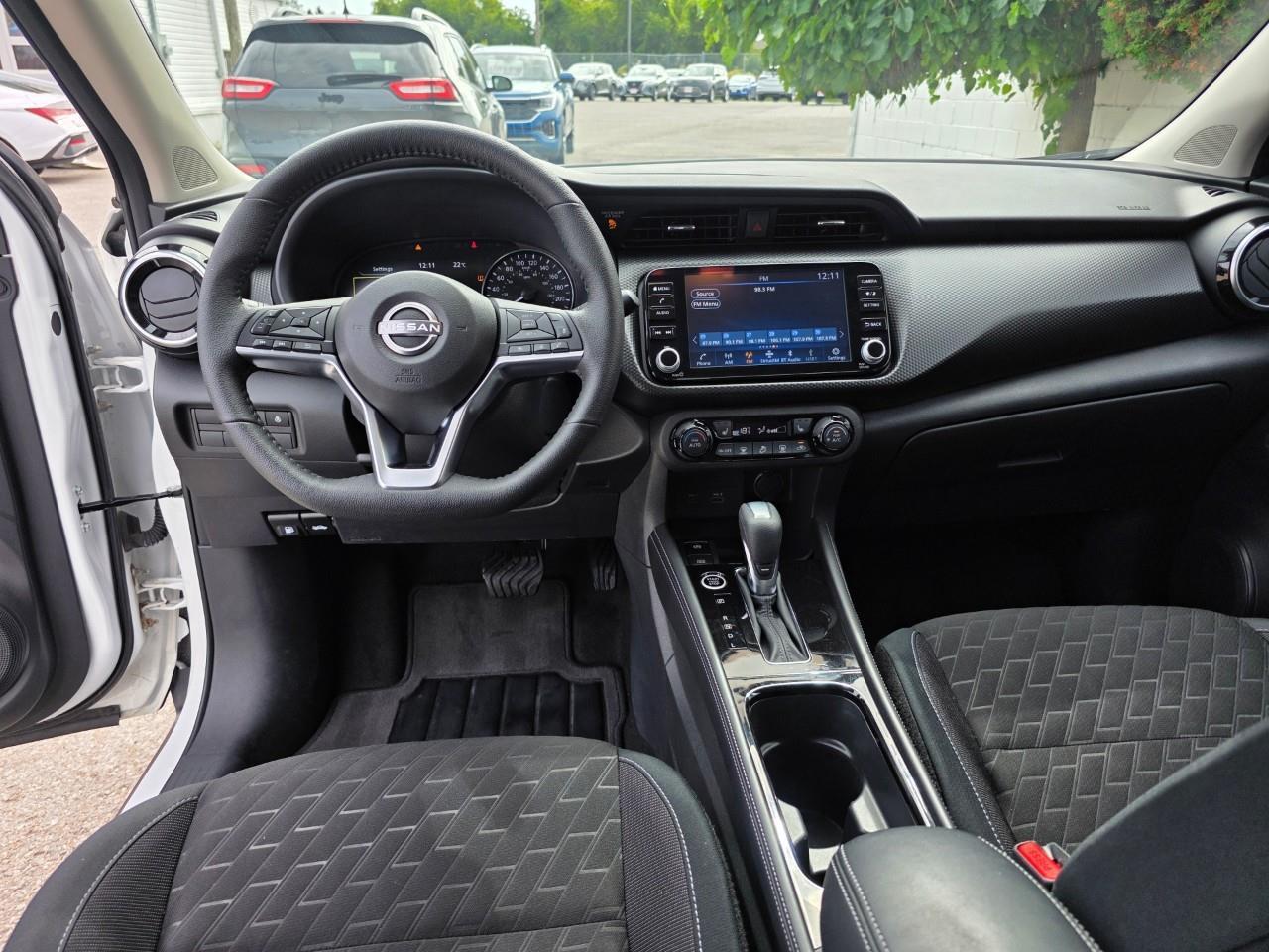 2024 Nissan Kicks SV 4dr Front-Wheel Drive Photo
