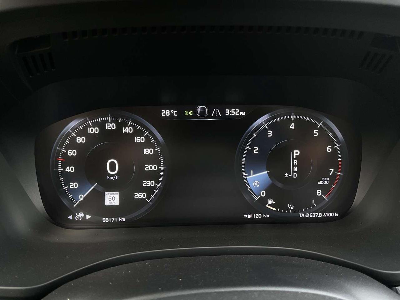 2021 Volvo XC60 T6 Inscription AWD - LEATHER! NAV! 360 CAM! HUD! H/K AUDIO! Photo