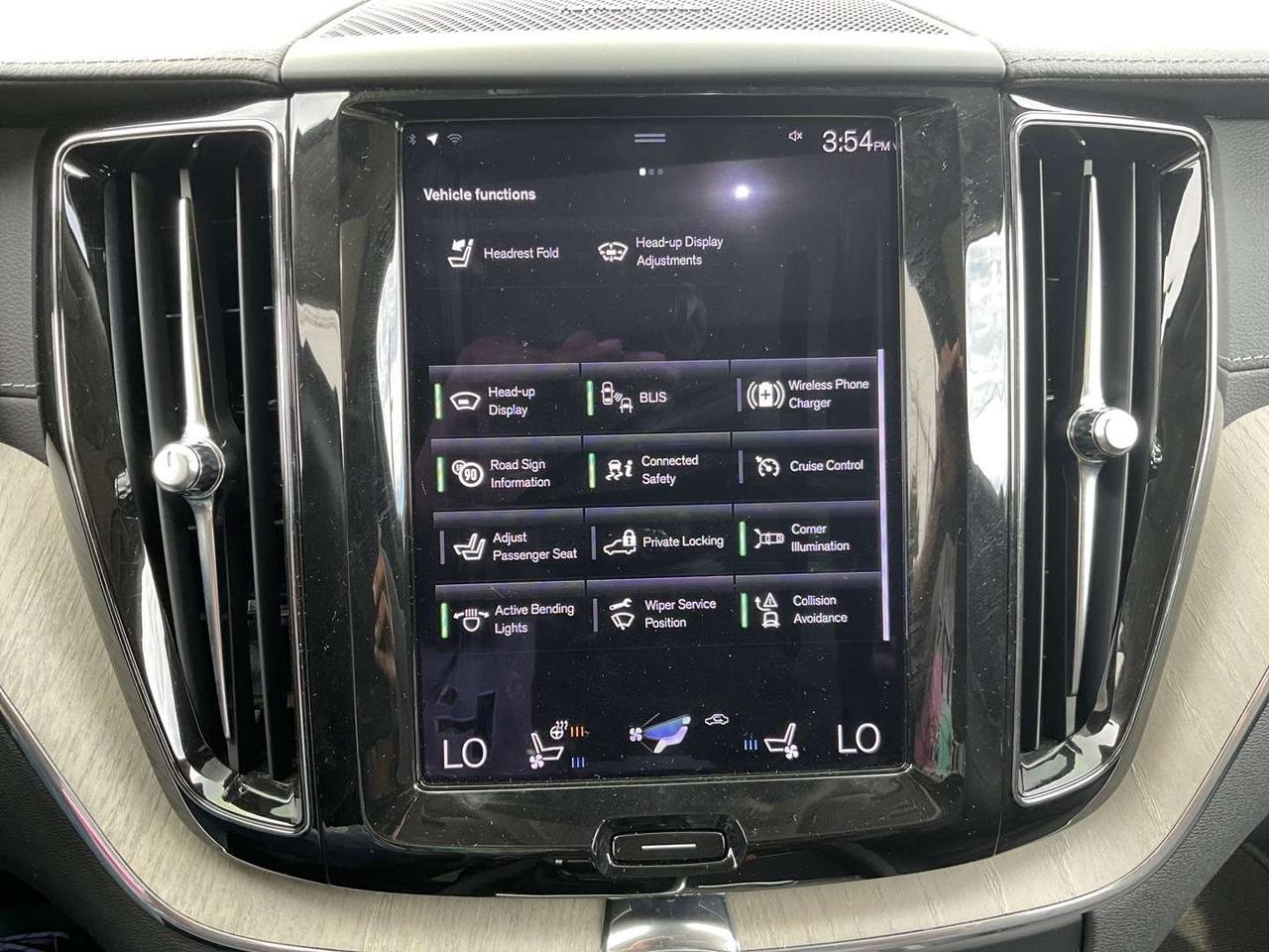 2021 Volvo XC60 T6 Inscription AWD - LEATHER! NAV! 360 CAM! HUD! H/K AUDIO! Photo