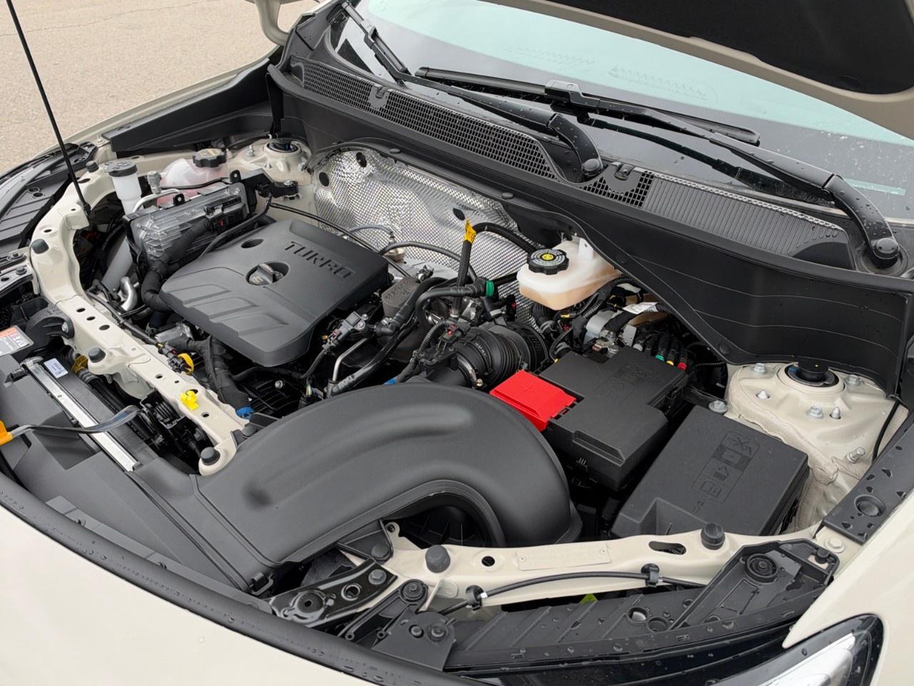 2026 Buick Encore GX Sport Touring AWD Photo
