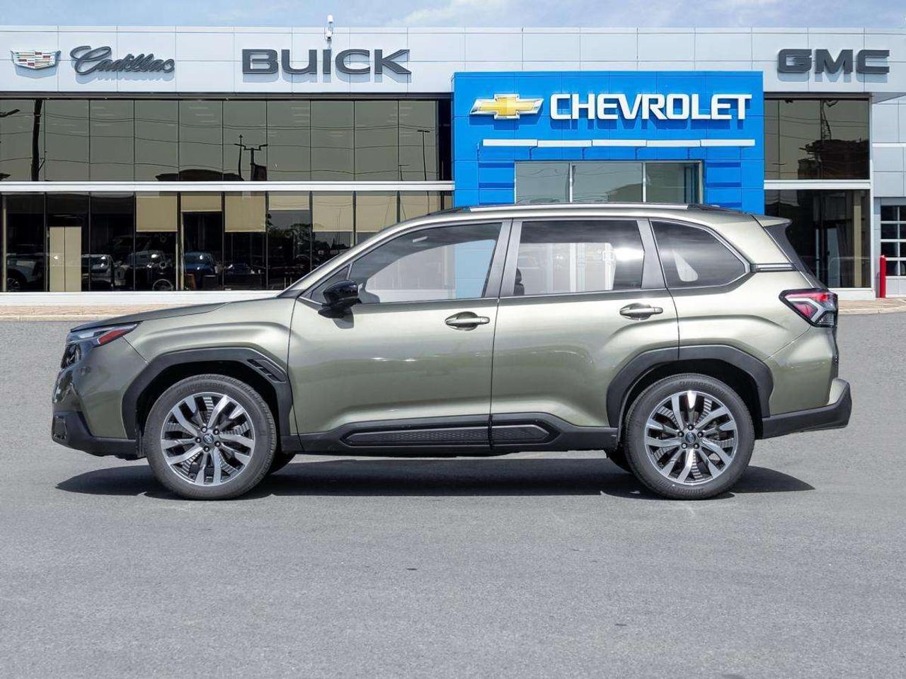 2025 Subaru Forester Premier AWD Photo3