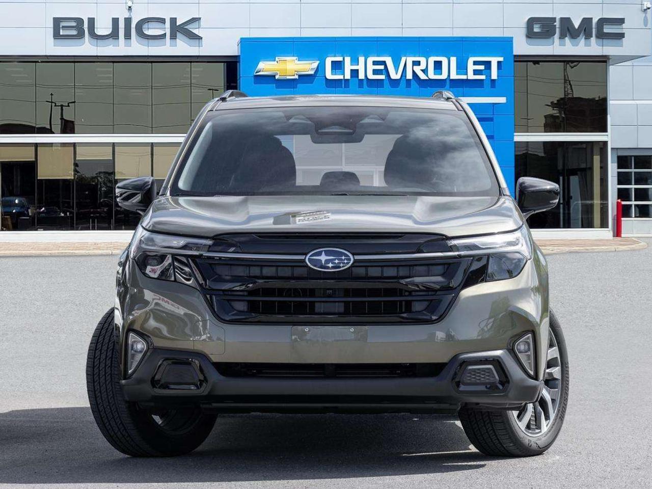 2025 Subaru Forester Premier AWD Photo2